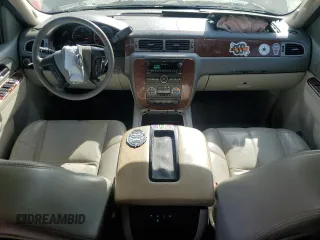 2010 Chevrolet Suburban LT with VIN 1GNUCJE03AR196074, listed as a Copart auction lot 53870425 with 265,793 mi miles and Salvage Title. Bid and sale history available at DreamBid. Image 8.