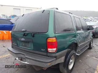 2000 Ford Explorer XLT с VIN 1FMZU63P9YUB63432, выставлен на аукционе IAAI как лот 41553738 с пробегом 332 946 миль миль и . История ставок и продаж доступна на DreamBid. Изображение 4.