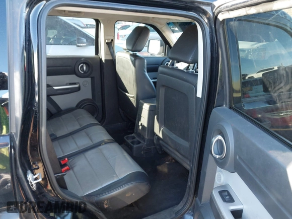 2007 Dodge Nitro SLT with VIN 1D8GT58K67W548683, listed as a IAAI auction lot 41484106 with 198,930 mi miles. Bid and sale history available at carsss.com. Image 8.