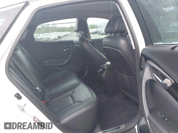 2016 Hyundai Azera Limited with VIN KMHFH4JG6GA507801, listed as a IAAI auction lot 42292585 with 156,460 mi miles and . Bid and sale history available at DreamBid. Image 8.