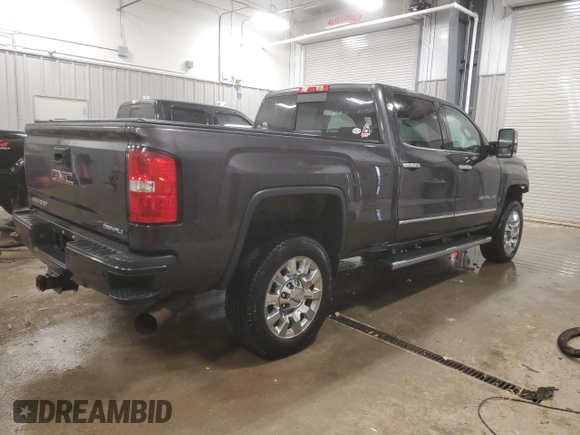 2015 GMC Sierra 2500HD Denali with VIN 1GT120E86FF525258, listed as a Copart auction lot 84499944 with 207,033 mi miles and Clean title. Bid and sale history available at DreamBid. Image 3.