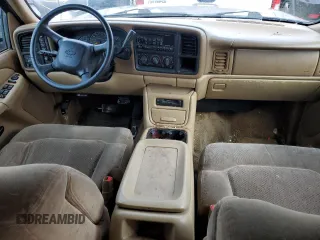 2000 Chevrolet Suburban LS with VIN 3GNFK16T3YG200221, listed as a Copart auction lot 87088044 with 163,716 mi miles and Salvage title. Bid and sale history available at DreamBid. Image 8.