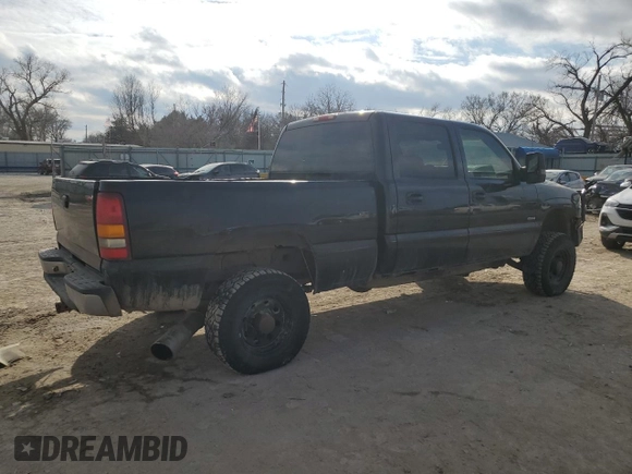 2005 GMC Sierra 2500HD SLT z VIN 1GTHK23205F964169, wystawiony jako Copart lot #42234625 z przebiegiem 304 832 mil mil oraz Szkoda całkowita • Salvage title. Historia ofert i sprzedaży dostępna na DreamBid. Obrazek 3.