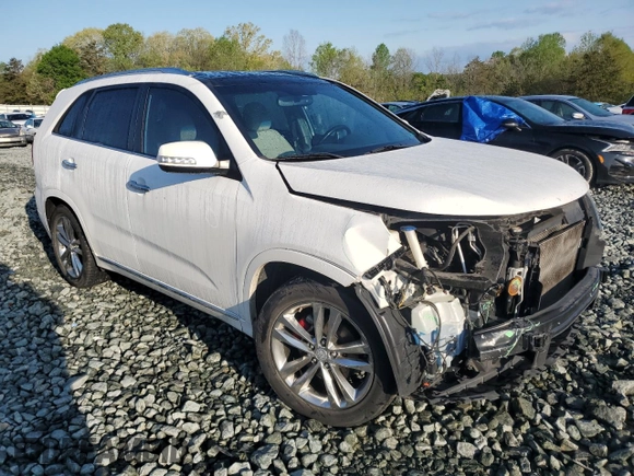 2015 Kia Sorento SX Limited with VIN 5XYKW4A76FG638914, listed as a Copart auction lot 52347335 with 107,387 mi miles and Salvage Title. Bid and sale history available at carsss.com. Image 4.
