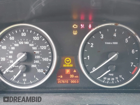 2008 BMW 5 Series 528i with VIN WBANU53518CT14990, listed as a IAAI auction lot 41921482 with 257,615 mi miles and . Bid and sale history available at carsss.com. Image 7.