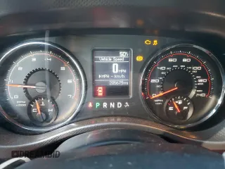 2011 Dodge Charger Rallye Plus with VIN 2B3CL3CG6BH553945, listed as a Copart auction lot 81982324 with 205,679 mi miles and Salvage Title. Bid and sale history available at carsss.com. Image 9.