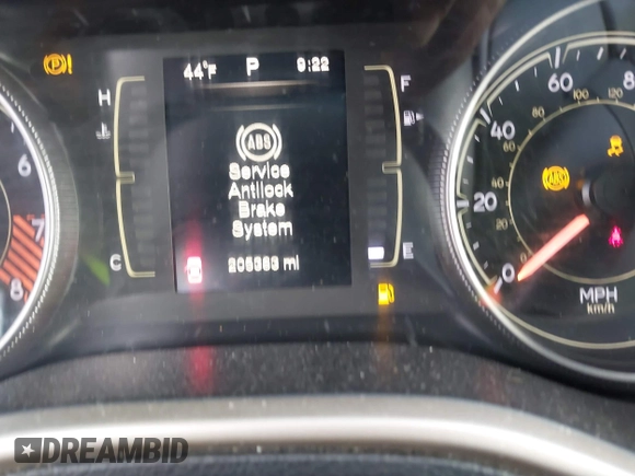 2014 Jeep Cherokee Latitude with VIN 1C4PJMCS9EW122196, listed as a IAAI auction lot 41649757 with 205,363 mi miles and . Bid and sale history available at DreamBid. Image 7.