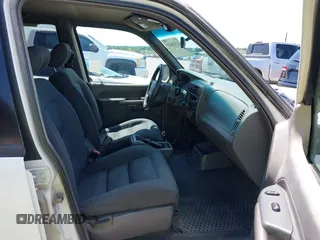 2001 Ford Explorer Sport Trac with VIN 1FMZU67EX1UA62138, listed as a IAAI auction lot 42526023 with 184,363 mi miles and . Bid and sale history available at DreamBid. Image 5.