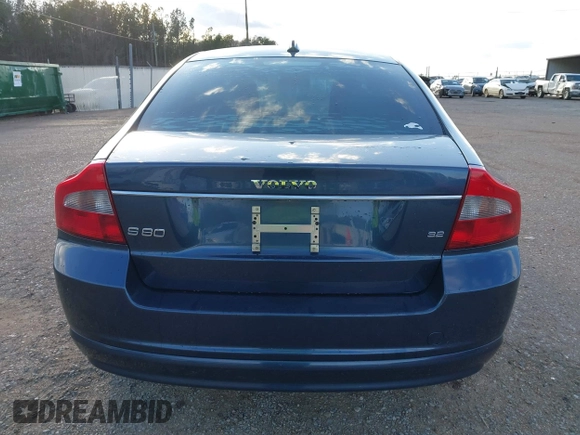 2008 Volvo S80 3.2L with VIN YV1AS982081072485, listed as a IAAI auction lot 41687898 with 1 mi miles. Bid and sale history available at carsss.com. Image 16.