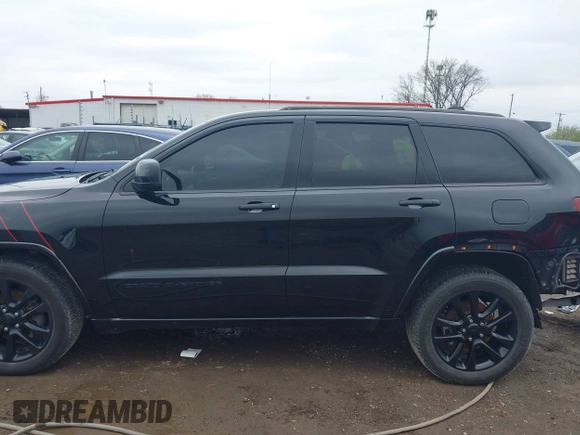 2019 Jeep Grand Cherokee Upland with VIN 1C4RJFAG0KC545958, listed as a IAAI auction lot 41954170 with 120,135 mi miles. Bid and sale history available at carsss.com. Image 15.