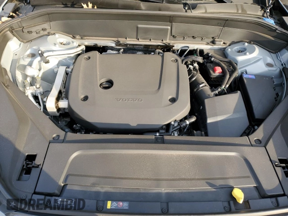 2025 Volvo XC90 Plus with VIN YV4062PE6S1342140, listed as a Copart auction lot 42954285 with 4,584 mi miles and Clean Title. Bid and sale history available at DreamBid. Image 12.