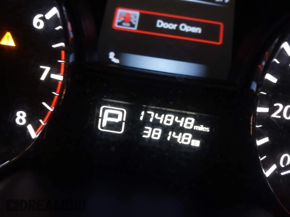 2013 Nissan Altima SV with VIN 1N4AL3AP8DN555186, listed as a IAAI auction lot 41576284 with 174,848 mi miles and . Bid and sale history available at carsss.com. Image 16.
