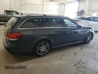 2015 Mercedes-Benz E 350 Luxury with VIN WDDHH8JB0FB134830, listed as a Copart auction lot 70855934 with 106,717 mi miles and Salvage title. Bid and sale history available at DreamBid. Image 3.
