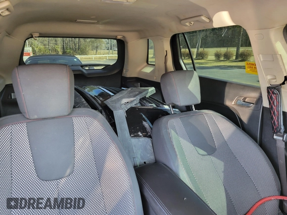 2017 GMC Terrain SLE with VIN 2GKFLSEK3H6278471, listed as a IAAI auction lot 41688257 with 142,564 mi miles. Bid and sale history available at carsss.com. Image 8.
