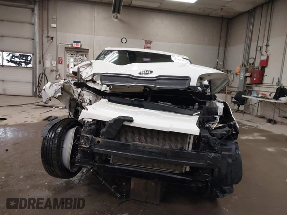 2018 Kia Soul with VIN KNDJN2A22J7609326, listed as a IAAI auction lot 41672554 with 75,667 mi miles and . Bid and sale history available at DreamBid. Image 13.
