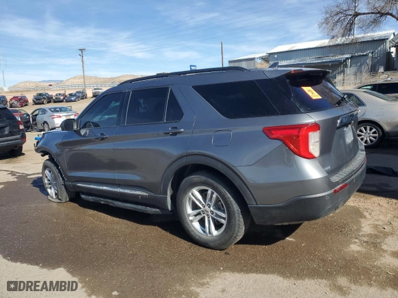 2021 Ford Explorer XLT with VIN 1FMSK8DH7MGA62103, listed as a Copart auction lot 44526425 with 141,214 mi miles and Salvage Title. Bid and sale history available at carsss.com. Image 2.