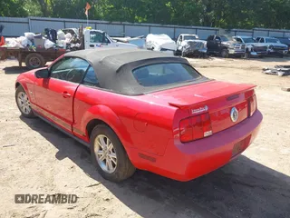 2009 Ford Mustang with VIN 1ZVHT84N795112662, listed as a IAAI auction lot 42322437 with Not provided miles and . Bid and sale history available at DreamBid. Image 3.