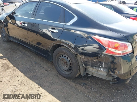 2015 Nissan Altima 2.5 z VIN 1N4AL3AP2FN914521, wystawiony jako IAAI lot #41987003 z przebiegiem 143 981 mil mil oraz . Historia ofert i sprzedaży dostępna na DreamBid. Obrazek 6.