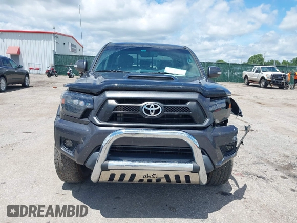 2012 Toyota Tacoma z VIN 5TFLU4EN8CX023888, wystawiony jako IAAI lot #42545349 z przebiegiem 118 369 mil mil oraz . Historia ofert i sprzedaży dostępna na DreamBid. Obrazek 12.