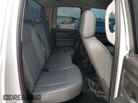 2020 Ram 1500 Tradesman z VIN 1C6RR6FG5LS149637, wystawiony jako Copart lot #55335625 z przebiegiem 79 445 mil mil oraz Szkoda całkowita • Salvage title. Historia ofert i sprzedaży dostępna na DreamBid. Obrazek 10.