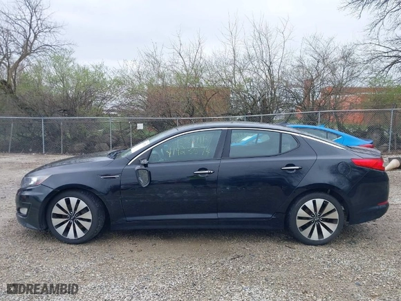 2013 Kia Optima SX with VIN 5XXGR4A61DG184092, listed as a IAAI auction lot 41923574 with 150,092 mi miles. Bid and sale history available at carsss.com. Image 14.