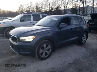2021 Volvo XC40 Momentum with VIN YV4162UK4M2558130, listed as a Copart auction lot 41710185 with 49,862 mi miles and Salvage Title. Bid and sale history available at carsss.com. Image 1.