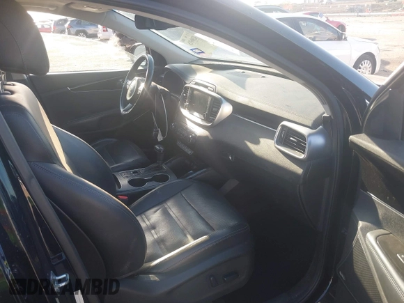 2017 Kia Sorento SX z VIN 5XYPK4A53HG202945, wystawiony jako IAAI lot #42006926 z przebiegiem 159 832 mil mil oraz . Historia ofert i sprzedaży dostępna na DreamBid. Obrazek 5.