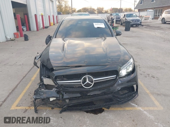 2016 Mercedes-Benz C 63 S AMG z VIN 55SWF8HB7GU163686, wystawiony jako IAAI lot #40884579 z przebiegiem Nie podano mil oraz . Historia ofert i sprzedaży dostępna na DreamBid. Obrazek 13.