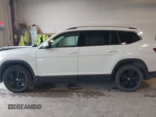 2018 Volkswagen Atlas SEL Premium with VIN 1V2NR2CA3JC594822, listed as a IAAI auction lot 42368854 with 60,688 mi miles and . Bid and sale history available at DreamBid. Image 15.
