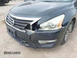 2013 Nissan Altima 2.5 S with VIN 1N4AL3AP5DN416696, listed as a IAAI auction lot 41786541 with 228,482 mi miles and . Bid and sale history available at carsss.com. Image 6.
