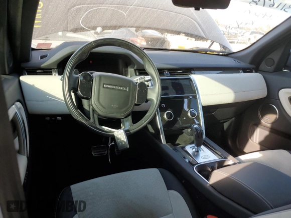 2020 Land Rover Discovery with VIN SALCM2GX5LH841570, listed as a Copart auction lot 41431113 with 15,696 mi miles and . Bid and sale history available at DreamBid. Image 8.