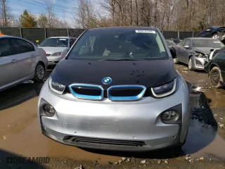 2017 BMW i3 with VIN WBY1Z6C36HV950069, listed as a Copart auction lot 40074743 with 64,228 mi miles. Bid and sale history available at carsss.com. Image 5.