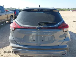 2023 Nissan Kicks SR with VIN 3N1CP5DV6PL551674, listed as a IAAI auction lot 39558804 with 18,200 mi miles. Bid and sale history available at carsss.com. Image 16.