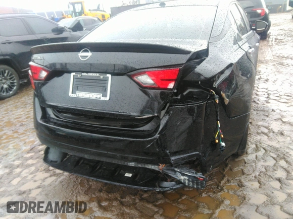 2025 Nissan Altima SV with VIN 1N4BL4DV2SN309199, listed as a IAAI auction lot 41677012 with 1,943 mi miles and . Bid and sale history available at DreamBid. Image 6.