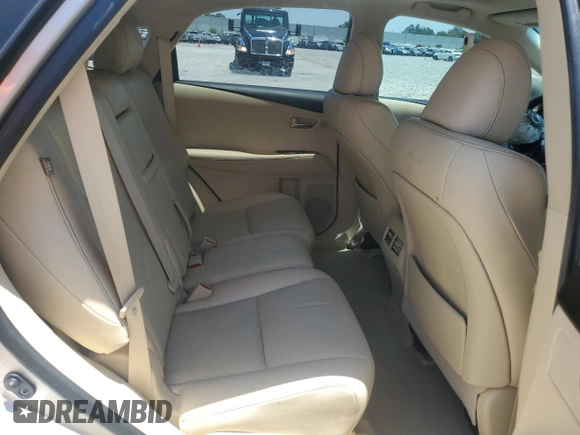 2015 Lexus RX 350 z VIN 2T2ZK1BA7FC166202, wystawiony jako Copart lot #57099995 z przebiegiem 61 745 mil mil oraz Szkoda całkowita • Salvage title. Historia ofert i sprzedaży dostępna na DreamBid. Obrazek 11.