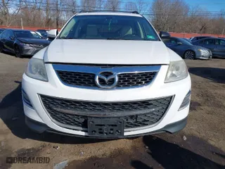 2011 Mazda CX-9 Grand Touring with VIN JM3TB3DV9B0305957, listed as a IAAI auction lot 41506536 with 259,001 mi miles. Bid and sale history available at carsss.com. Image 18.