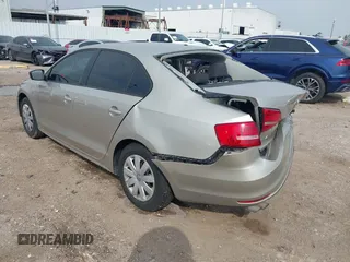 2015 Volkswagen Jetta S с VIN 3VW2K7AJ6FM261493, выставлен на аукционе IAAI как лот 41691294 с пробегом 161 403 миль миль и . История ставок и продаж доступна на DreamBid. Изображение 3.