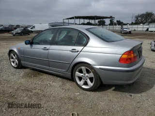 2004 BMW 3 Series 325i with VIN WBAAZ33414KP89681, listed as a Copart auction lot 43840195 with 200,212 mi miles and Salvage Title. Bid and sale history available at carsss.com. Image 2.