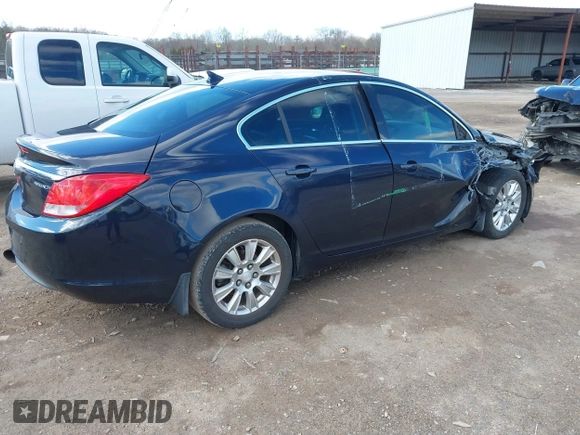 2013 Buick Regal with VIN 2G4GR5ER4D9248526, listed as a IAAI auction lot 41682038 with 241,530 mi miles. Bid and sale history available at carsss.com. Image 4.