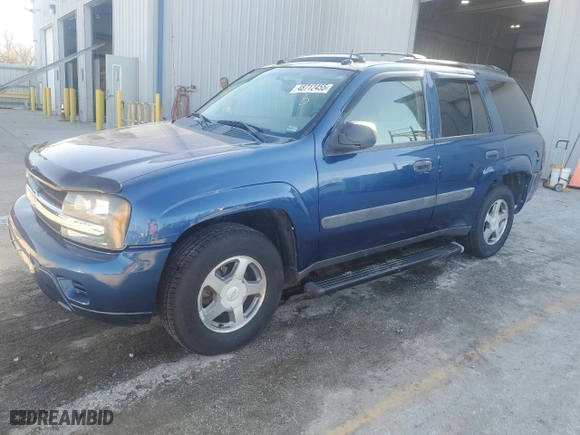 2005 Chevrolet TrailBlazer LS with VIN 1GNDS13S852296144, listed as a Copart auction lot 48712455 with NaN miles and Salvage Title. Bid and sale history available at carsss.com. Image 1.