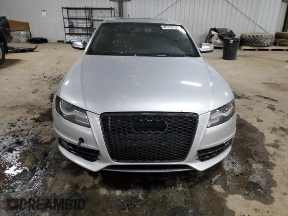 2011 Audi S4 Premium Plus z VIN WAUBGAFL4BA111964, wystawiony jako Copart lot #45723135 z przebiegiem 84 539 mil mil oraz Szkoda całkowita • Salvage title. Historia ofert i sprzedaży dostępna na DreamBid. Obrazek 5.