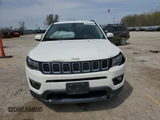 2018 Jeep Compass Latitude with VIN 3C4NJDBB2JT291162, listed as a Copart auction lot 53295245 with 82,852 mi miles and Salvage Title. Bid and sale history available at DreamBid. Image 5.