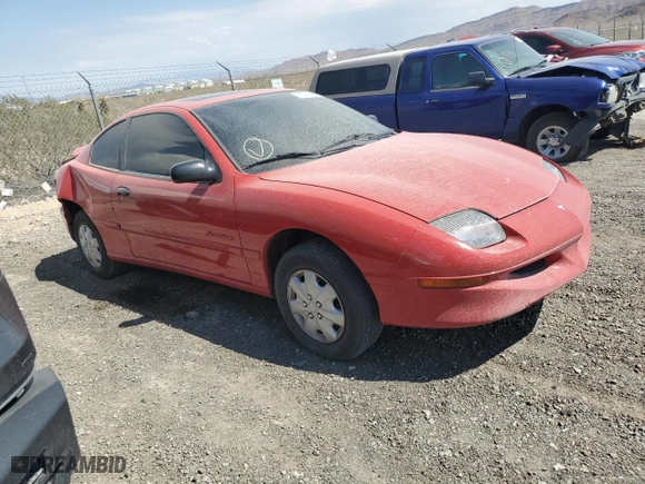 1998 Pontiac Sunfire SE with VIN 1G2JB1245W7571329, listed as a Copart auction lot 70042084 with 92,807 mi miles and Salvage Title. Bid and sale history available at carsss.com. Image 4.