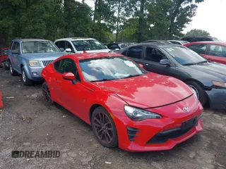 2017 Toyota 86 with VIN JF1ZNAA15H8704610, listed as a IAAI auction lot 40336438 with 125,687 mi miles. Bid and sale history available at carsss.com. Image 1.