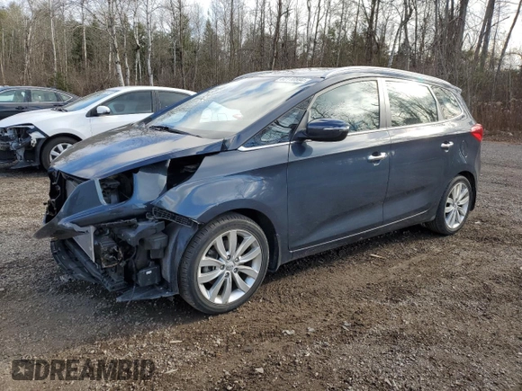 2015 Kia Rondo EX with VIN KNAHU8A30F7122515, listed as a Copart auction lot 82110594 with 65,940 mi miles and Salvage Title. Bid and sale history available at carsss.com. Image 1.