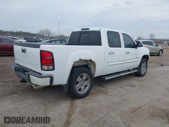 2007 GMC Sierra Denali z VIN 2GTEK638671689948, wystawiony jako IAAI lot #41963753 z przebiegiem 192 416 mil mil oraz . Historia ofert i sprzedaży dostępna na DreamBid. Obrazek 4.