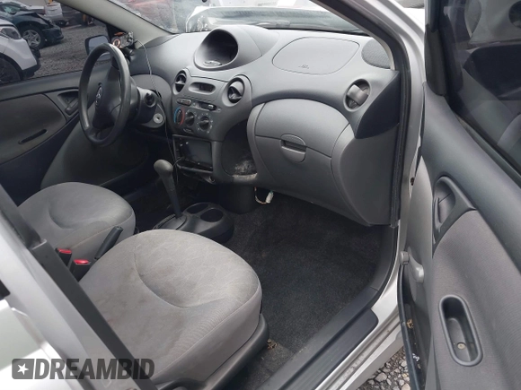 2003 Toyota ECHO with VIN JTDBT123930310732, listed as a IAAI auction lot 41890221 with 163,643 mi miles. Bid and sale history available at carsss.com. Image 5.