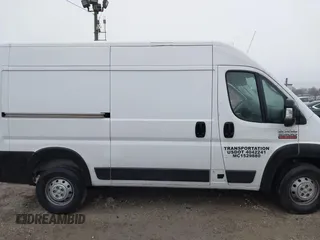 2019 Ram ProMaster Cargo with VIN 3C6TRVCG1KE526566, listed as a IAAI auction lot 41462260 with 192,275 mi miles and . Bid and sale history available at DreamBid. Image 13.