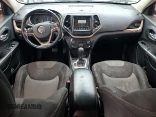 2014 Jeep Cherokee Latitude with VIN 1C4PJLCB1EW241645, listed as a Copart auction lot 55886855 with 183,081 mi miles and Clean Title. Bid and sale history available at DreamBid. Image 8.