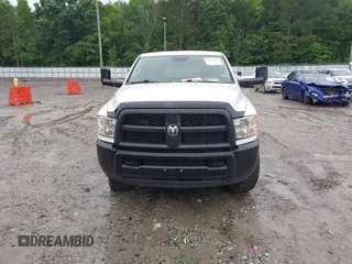 2018 Ram 2500 Tradesman z VIN 3C6MR5AJ8JG127319, wystawiony jako IAAI lot #42378584 z przebiegiem 132 406 mil mil oraz . Historia ofert i sprzedaży dostępna na DreamBid. Obrazek 12.